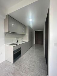 Sims Avenue (D14), Condominium #580575441
